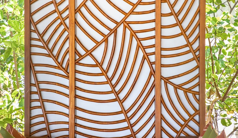 OZEN LIFE MAADHOO, The Palms Table